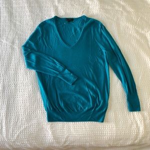 J.Crew sweater. 100% Merino Wool. Never worn.
